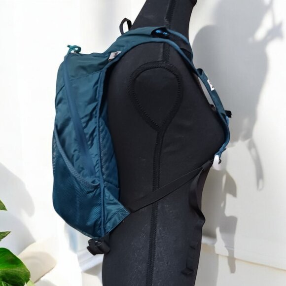 Salomon Trailblazer 10 Backpack Lightweight, Hiking, Biking & Travel Daypack 10L - Picture 4 of 14